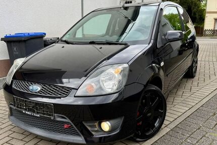Ford Fiesta 147.118 km 3.300 &euro; Bergisch Gladbach 51469