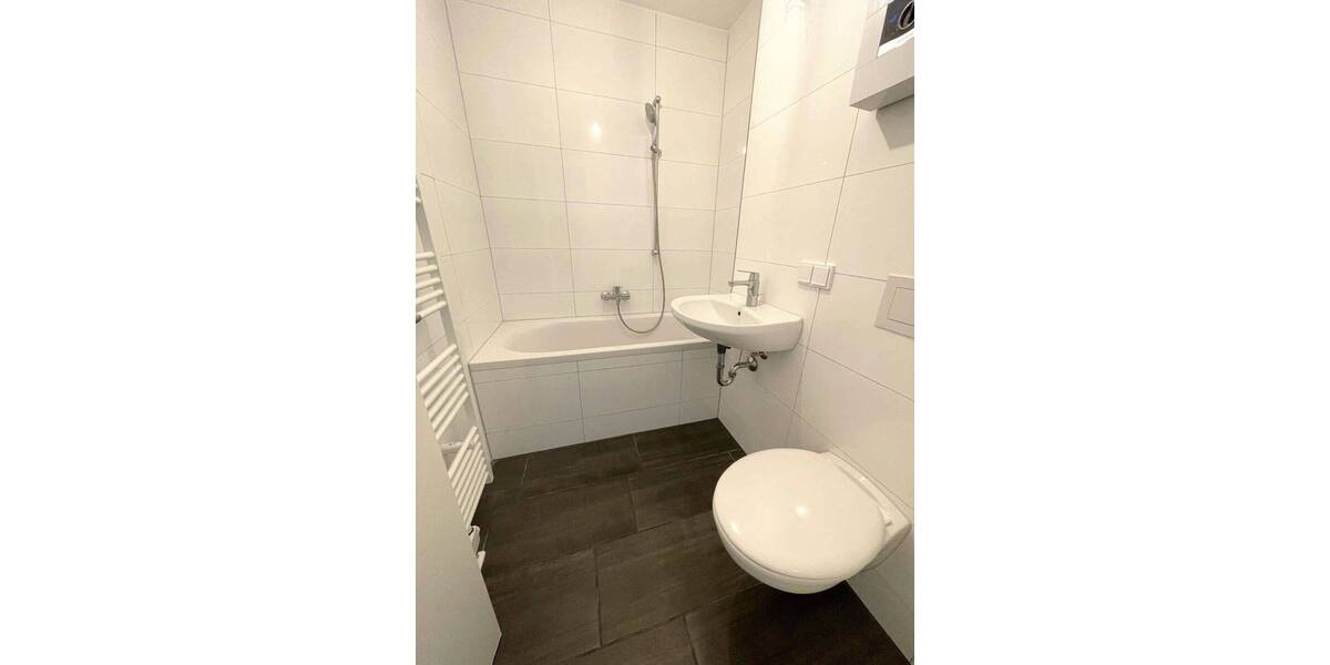 Etagenwohnung Köln Bickendorf - 2 Zimmer, 65 m&sup2;, 970&euro; | Angebot:26683740