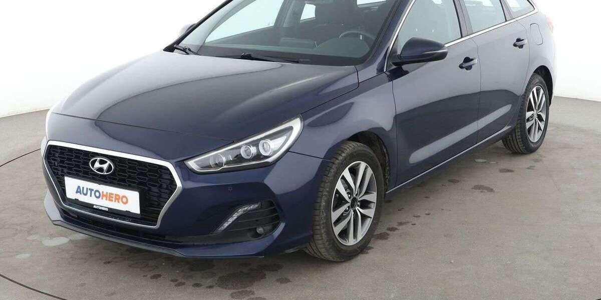 Hyundai i30 46.925 km 14.430 &euro; Köln 50739