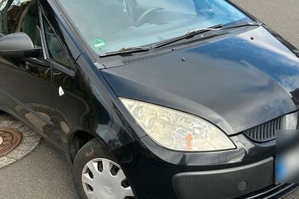 Mitsubishi Colt 203.700 km 1.370 &euro; Köln 50969