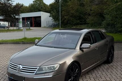 VW Phaeton 152.000 km 13.500 &euro; Düsseldorf 40472