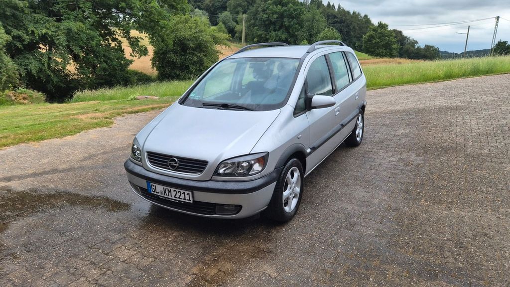 Opel Zafira 81.417 km 4.000 &euro; Hattingen 45529