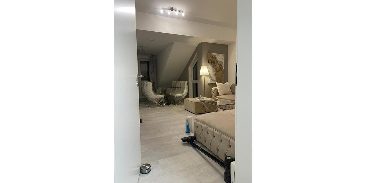 Etagenwohnung Mettmann - 2 Zimmer, 70 m&sup2;, 999&euro; | Angebot:27564406