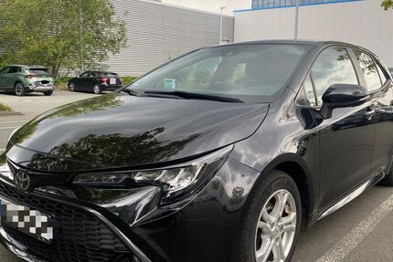 Toyota Corolla 116.000 km 11.900 &euro; Düsseldorf 40591