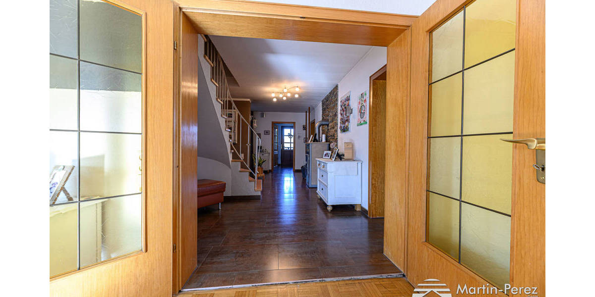 Etagenwohnung Breckerfeld - 3 Zimmer, 156 m&sup2;, 280.000&euro; | Angebot:26489453