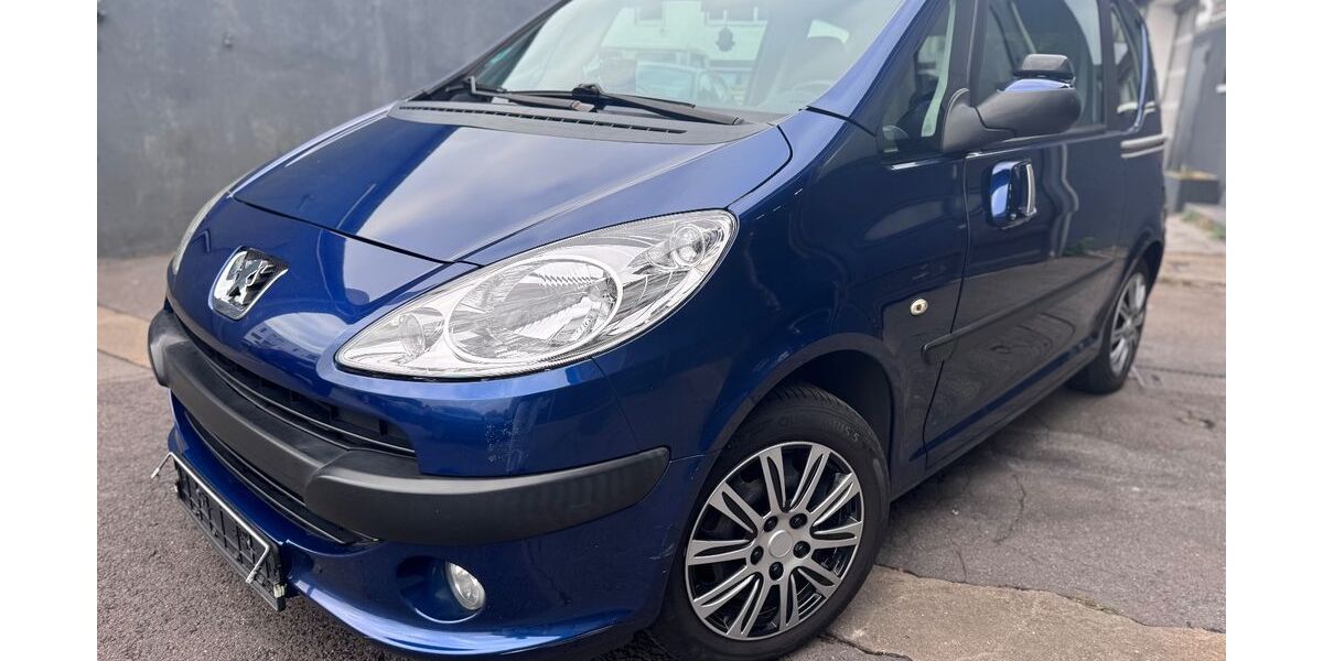 Peugeot 1007 178.798 km 2.450 &euro; Hilden 40723