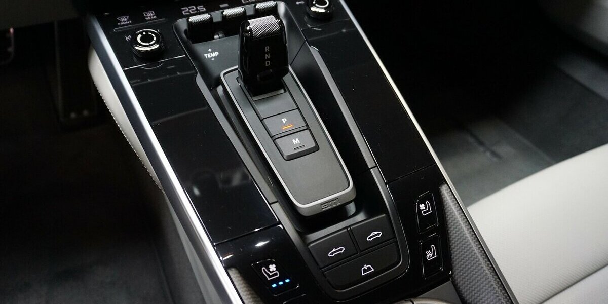 Porsche 911 992 Turbo S Lift Burm Carbon Approved 39.890 km 217.700 &euro; Wuppertal 42327