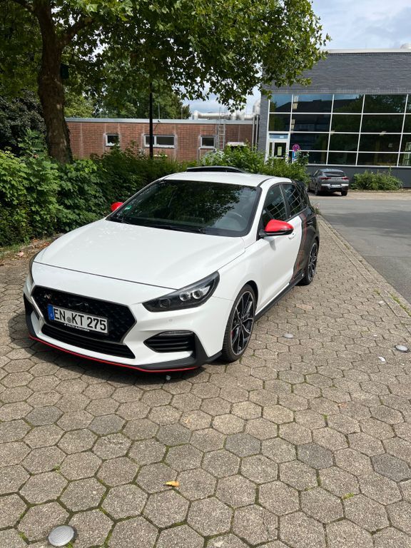 i30
