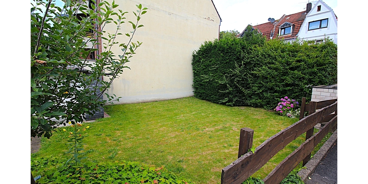 Kernsaniertes Einfamilienhaus mit (Bau)-Grundstück und großem Anbau mit vielen Nutzungsmöglichkeiten - Einfamilienhaus Solingen Ohligs | Angebot:23472326