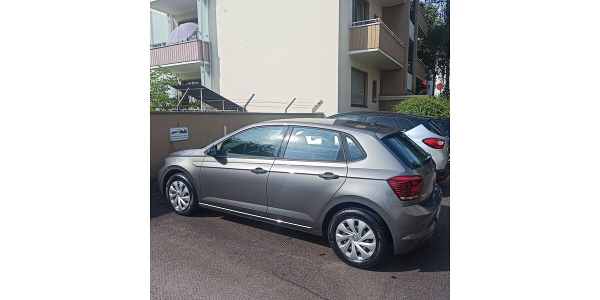 VW Polo 16.300 km 13.900 &euro; Düsseldorf 40476