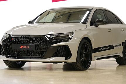 Audi RS3 1.500 km 71.960 &euro; Wuppertal 42109
