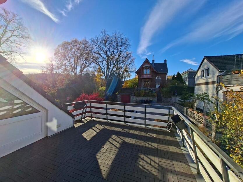 Helle 2-Zimmer Wohnung mit Sonnenterrasse und offenem Wohnbereich zimmer