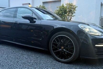 Porsche Panamera 34.749 km 85.000 &euro; Köln 50765