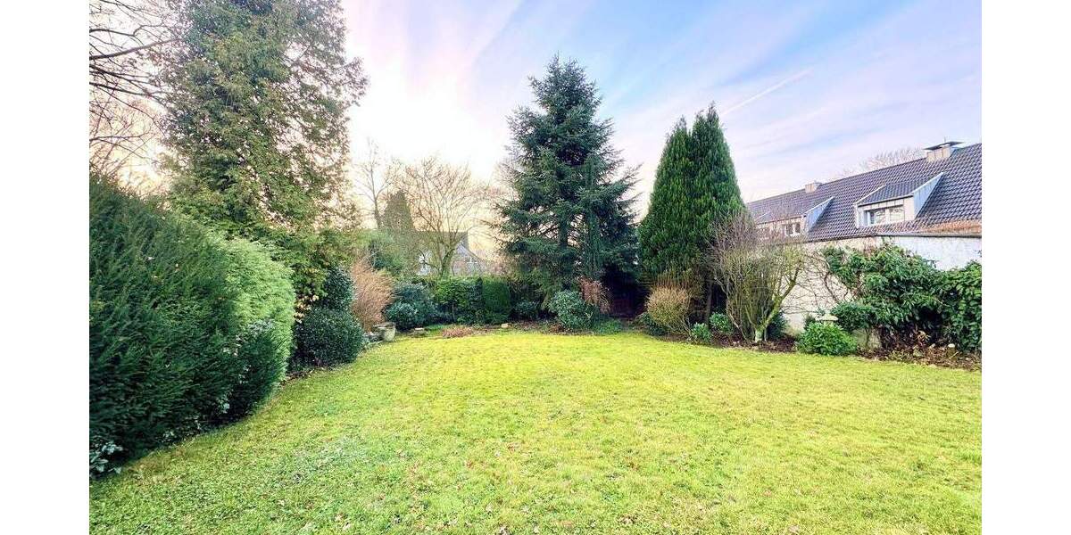 Einfamilienhaus Hilden Kalstert - 8 Zimmer, 172 m&sup2;, 889.000&euro; | Angebot:24269128