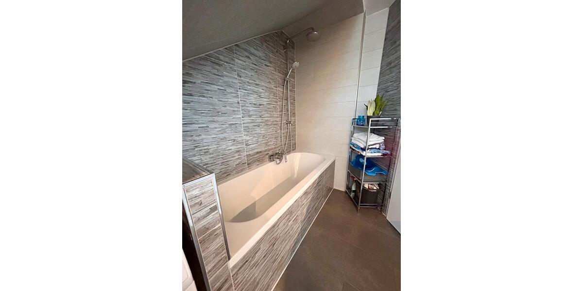 Etagenwohnung Wuppertal Gemarkung Langerfeld - 3 Zimmer, 90 m&sup2;, 209.000&euro; | Angebot:25940696