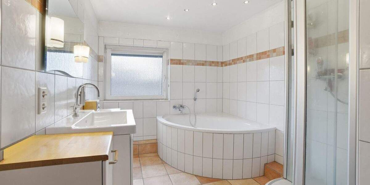 Reihenmittelhaus Hilden Kalstert - 4 Zimmer, 125 m&sup2;, 449.000&euro; | Angebot:25686876