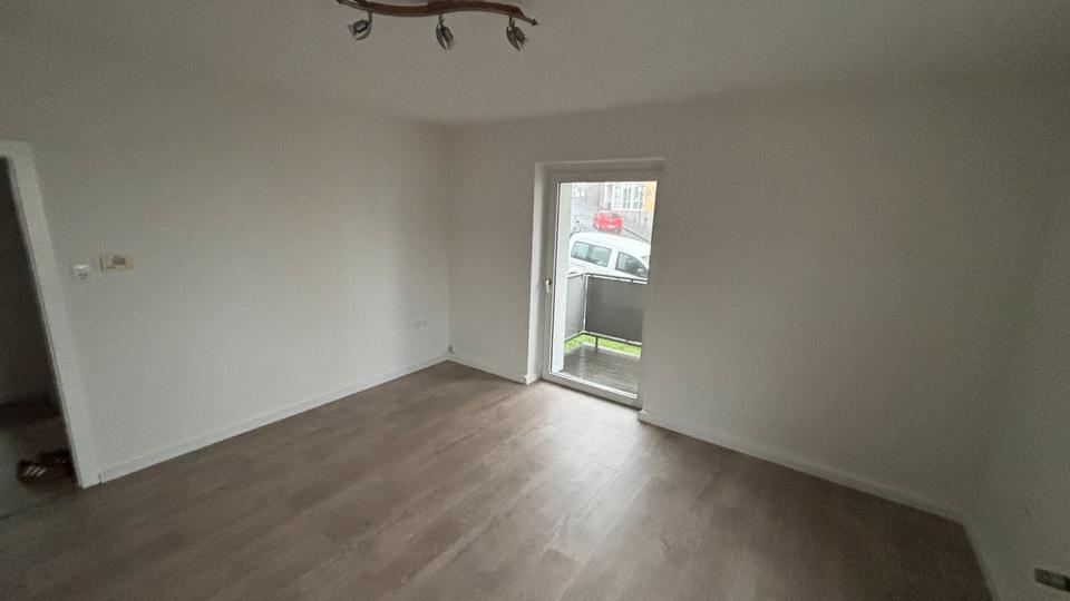 Erdgeschoßwohnung Remscheid Reinshagen - 1 Zimmer, 38 m&sup2;, 310&euro; | Angebot:27602834