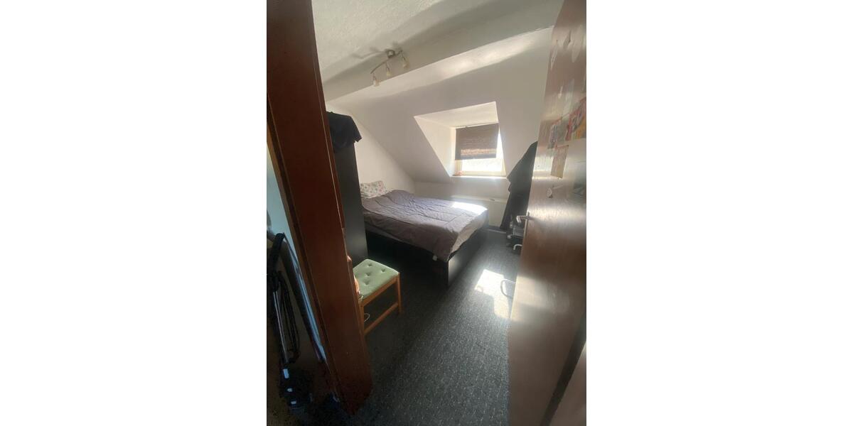 Einfamilienhaus Düsseldorf Stadtbezirk 8 - 1 Zimmer, 30 m&sup2;, 550&euro; | Angebot:27624403