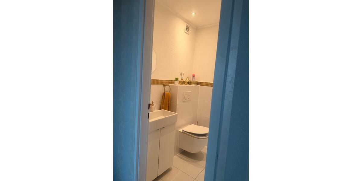 Etagenwohnung Dormagen Hackenbroich - 4 Zimmer, 94 m&sup2;, 220.000&euro; | Angebot:27542476