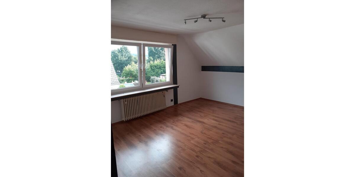 Dachgeschoßwohnung Wuppertal Gemarkung Langerfeld - 2 Zimmer, 45 m&sup2;, 420&euro; | Angebot:27585232