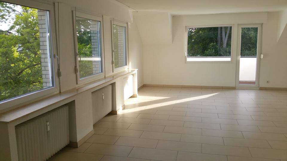 Dachgeschoßwohnung Ratingen - 2 Zimmer, 76 m&sup2;, 980&euro; | Angebot:27592738