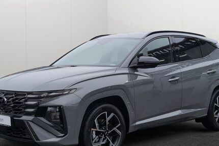 Hyundai TUCSON 1.750 km 38.690 € Düsseldorf 40233