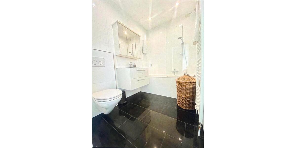 Etagenwohnung Solingen - 2 Zimmer, 62 m&sup2;, 169.000&euro; | Angebot:24774571