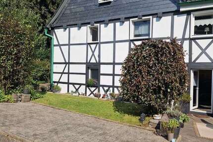 Haus zum Kaufen in Solingen 459.000 € 120 m²