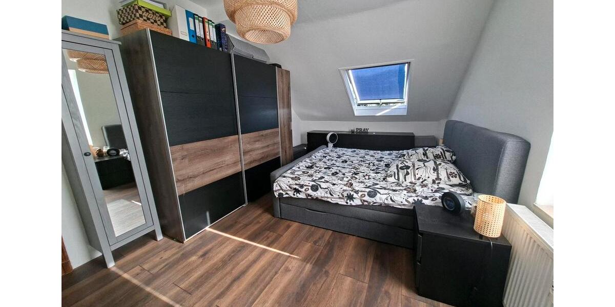 Etagenwohnung Solingen Aufderhöhe - 4 Zimmer, 85 m&sup2;, 870&euro; | Angebot:27626431