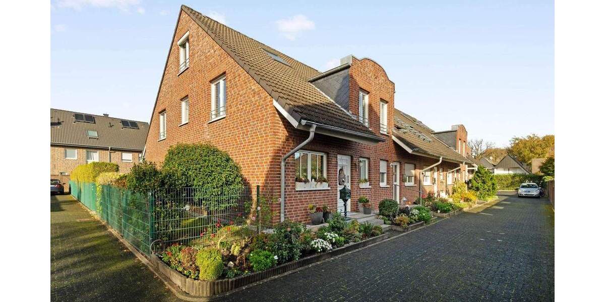 Reihenendhaus Langenfeld Reusrath - 4 Zimmer, 121 m&sup2;, 585.000&euro; | Angebot:23972938