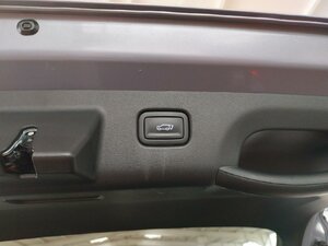 Hyundai Kona Prime 2WD AHK Bose SHZ LHZ Navi Kam 12.578 km 26.880 € HAAN 42781