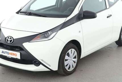 Toyota Aygo 22.167 km 8.590 € Köln 50739