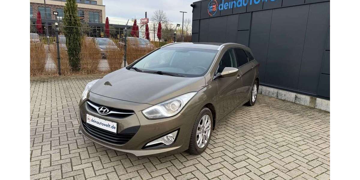 Hyundai i40 98.000 km 8.900 &euro; Dormagen 41540