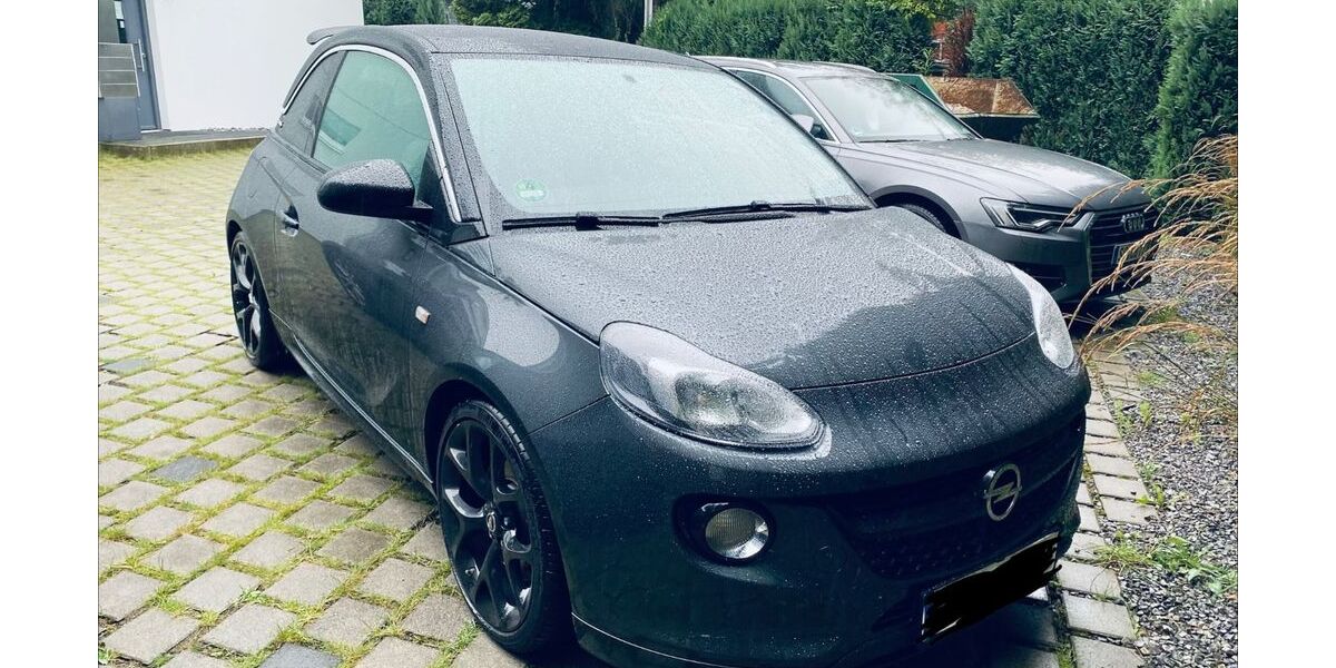 Opel Adam 82.800 km 10.100 &euro; Gummersbach 51643