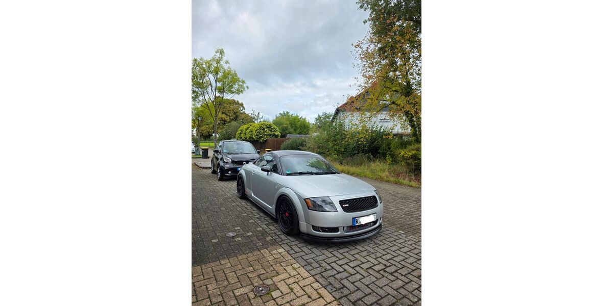 Audi TT 225.500 km 18.999 &euro; Köln 50859