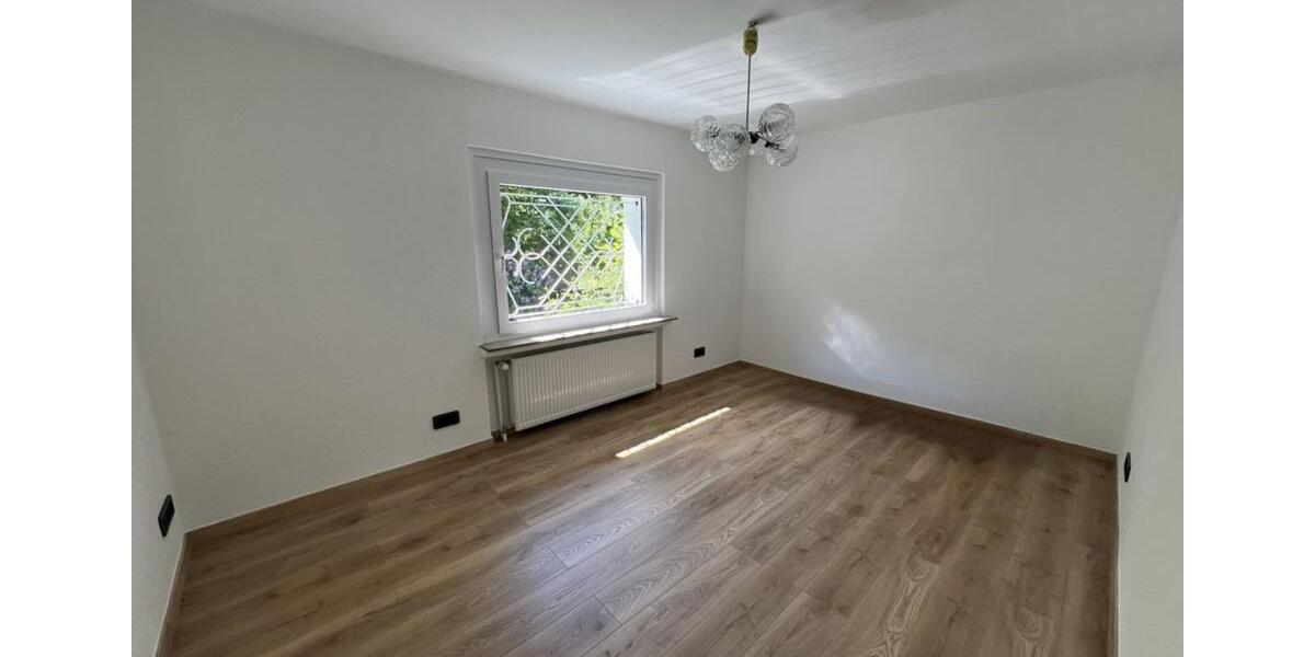 Exklusives,EFH mit Einlieger-Whg.In idyllischer Lage, Wiescheid zimmer