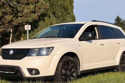 Fiat Freemont 140.500 km 9.700 &euro; Overath 51491