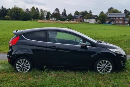 Ford Fiesta 268.909 km 2.899 € Kürten 51515