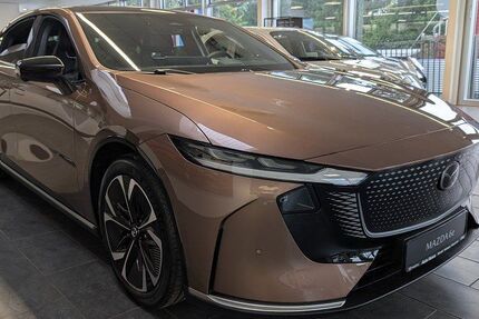 Mazda 6e 2.452 km 36.990 &euro; Solingen 42655