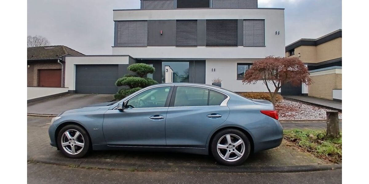 INFINITI Q50 164.500 km 16.666 &euro; Köln 50933