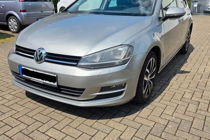 VW Golf 224.000 km 8.799 &euro; Langenfeld 40764