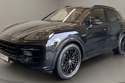 Porsche Cayenne 8.387 km 115.800 € Köln 50823