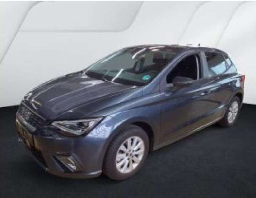 Seat Ibiza 24.501 km 23.385 € Düsseldorf 40589