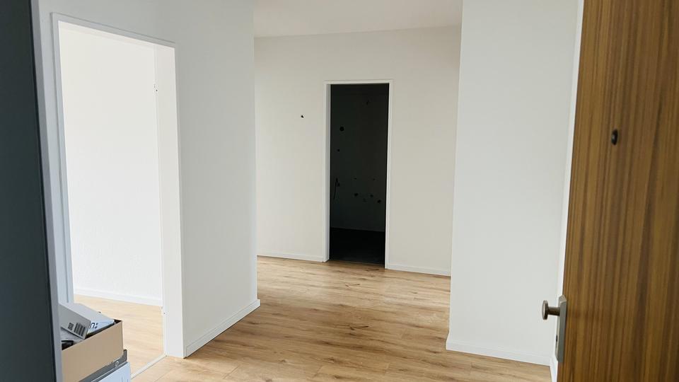 Etagenwohnung Köln Heimersdorf - 3 Zimmer, 81 m&sup2;, 1.150&euro; | Angebot:24742311