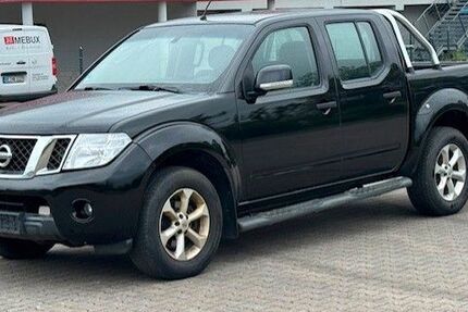 Nissan Navara 374.211 km 7.999 &euro; Wuppertal 42389
