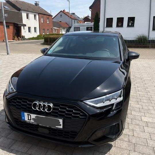 Audi A3 88.700 km 21.490 &euro; Düsseldorf 40477