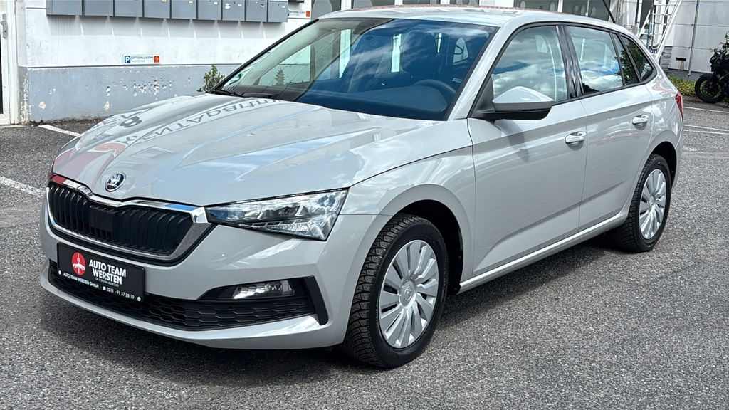 Skoda Scala 94.409 km 10.990 &euro; Düsseldorf 40591