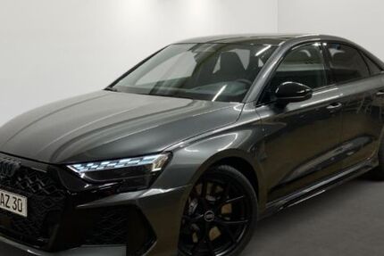 Audi RS3 2.900 km 73.840 &euro; Neuss 41464
