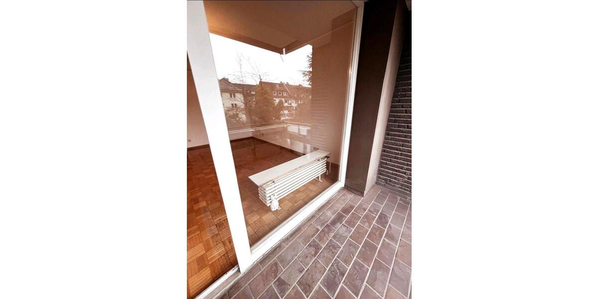 Etagenwohnung Düsseldorf Lörick - 1 Zimmer, 67 m&sup2;, 359.000&euro; | Angebot:24816187