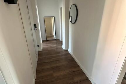 Schöne 3-Zimmer-Wohnung mit großem Balkon in Düsseldorf